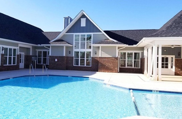 Landing at Palisades of Fountain Inn - 2 Bedrooms in Downtown Fountain Inn