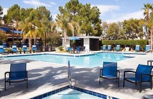 Landing at Reflections at the Lakes - 2 Bedrooms in The Section Seven