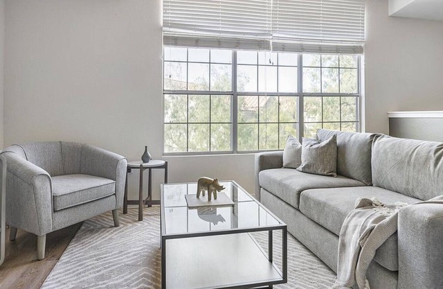 Landing at The Retreat at Mesa Hills - 2 Bedrooms in Sunland Park North