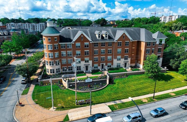 Landing at The Village at Stetson Square - 1 Bedroom in Corryville