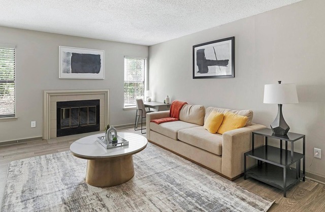 Landing | Beautiful 1BD, Pool, Clubhouse