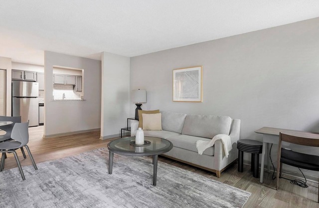 Landing | Modern 1BD, Gym, Clubhouse
