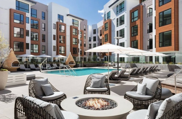 Landsby 1BR Condo with Outdoor Pool and Hot Tub