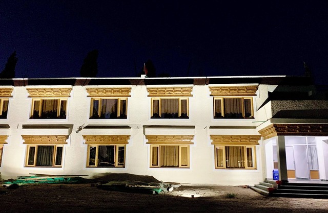 Lardak Guest House , Close to main Bazar Leh,