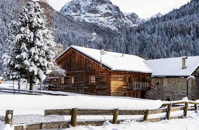 Large and charming chalet with 3 bedrooms and 3 bathrooms