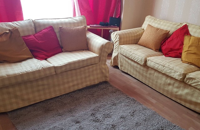 Large 4 Bedroom Property ,sleeps upto 8, Close To Town Centre And Seafront.