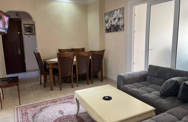 Large and spacious 4-bedroom apartment in Istanbul city center