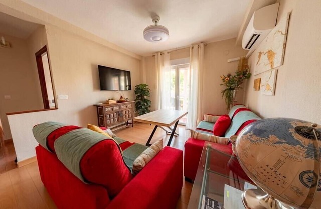 Large apartment near Convention Center by beBalmy