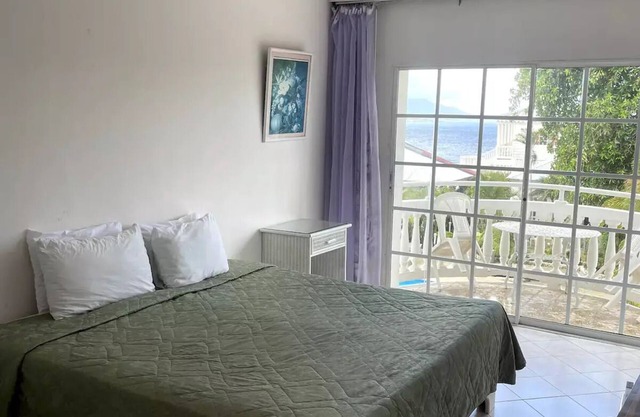 Large Balcony Room w/Grand View Of Atlantic Ocean