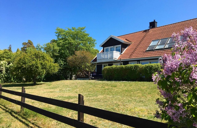 Large, beautiful villa by the sea, near Visby.