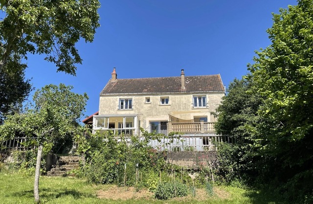 Large bright house with panoramic view