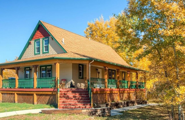 Large Family Home with View, 1 Mi to Red Lodge Ski!