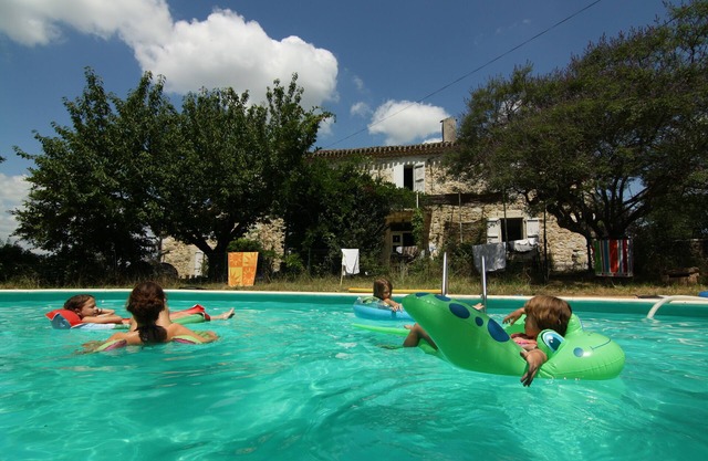 Large Gascon house with swimming pool