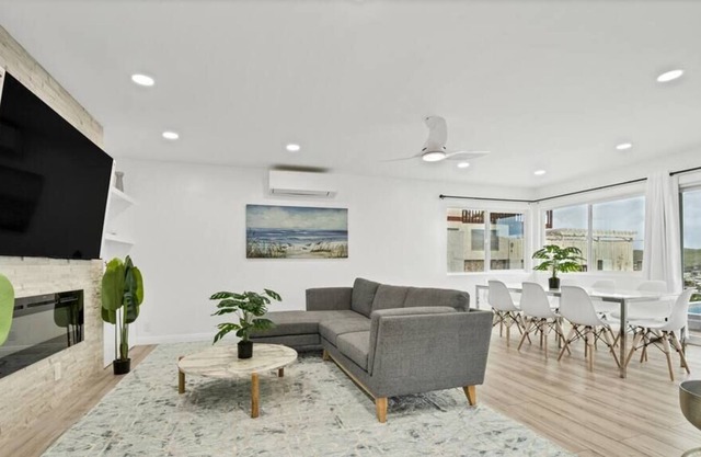 Large Kailua Home w/Spectacular Views