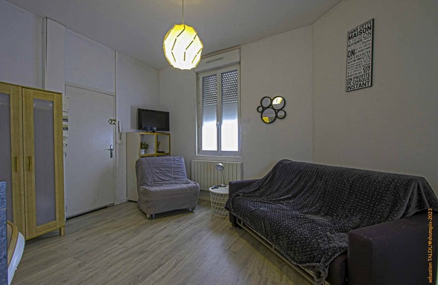 large studio station ★ free time ★ wifi ★ parking
