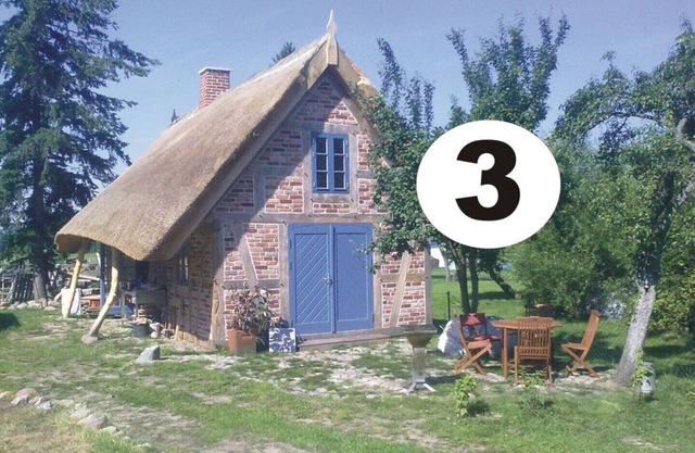 Large vacation apartment in converted old school with WLAN