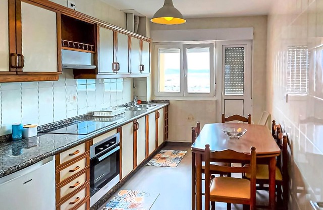 Large vacation apartment with a view of the Atlantic Ocean