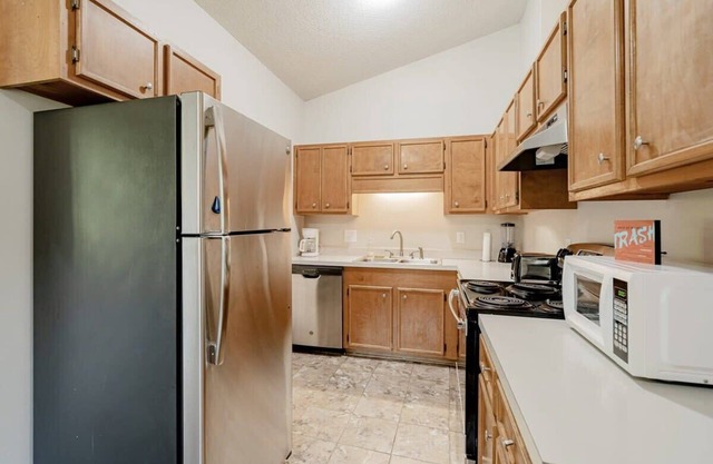 Large Yard, Great for Tailgates - The Base Camp