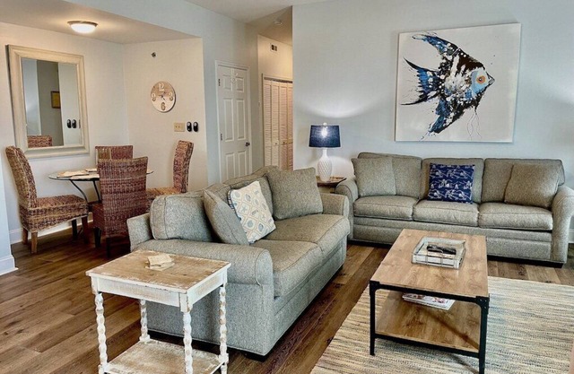 Largest 1BR/1BA in IOP | Pool | Pet Friendly