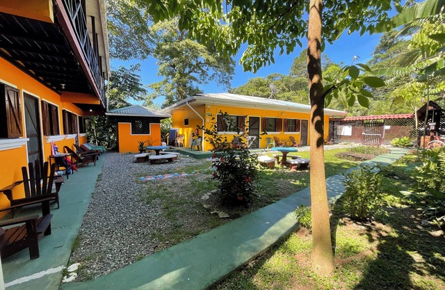 Las Casitas de Playa Negra