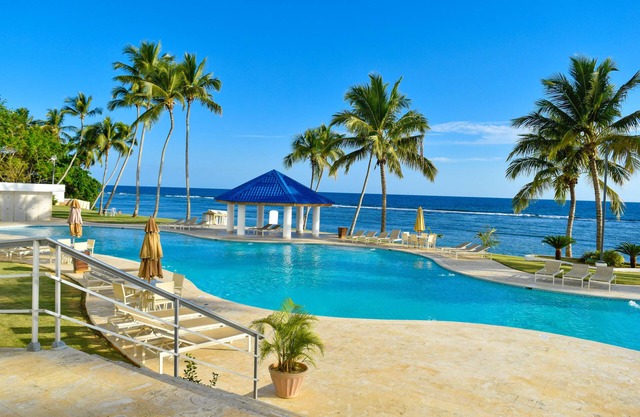 Las Olas by Destinos 1A