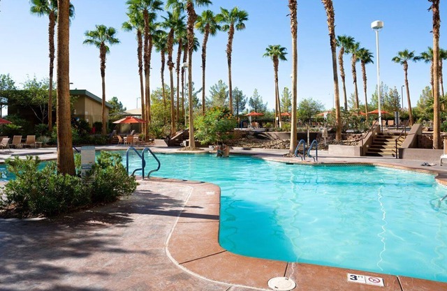 Las Vegas - Getaway - Spacious with Amenities