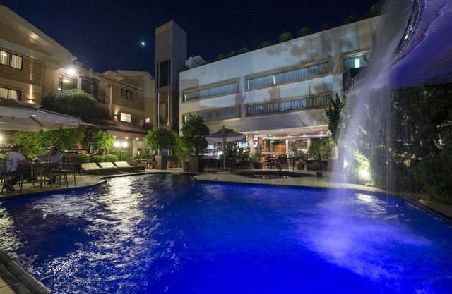 Las Ventanas Suite Hotel