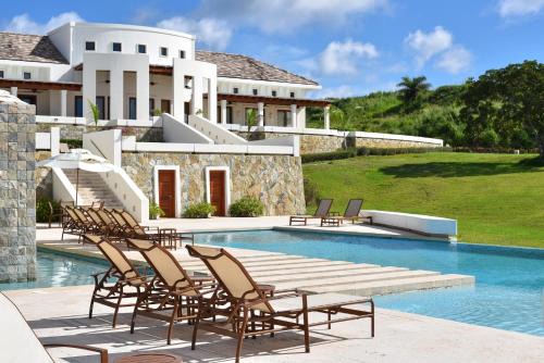 Las Verandas Hotel & Villas