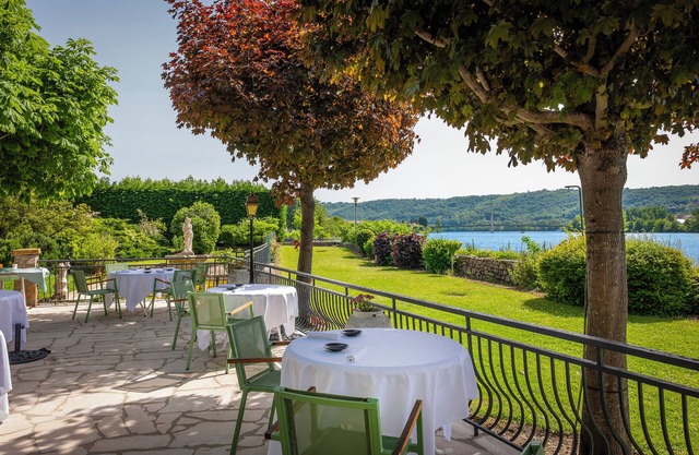Le Beau Rivage