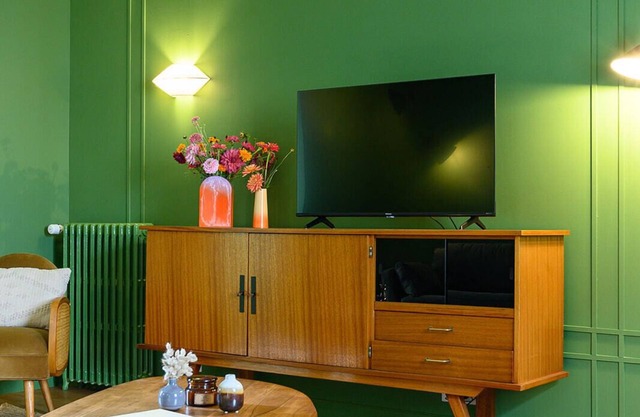 Le Clos du Petit Saint Thomas - upmarket accommodation for up to 18 people