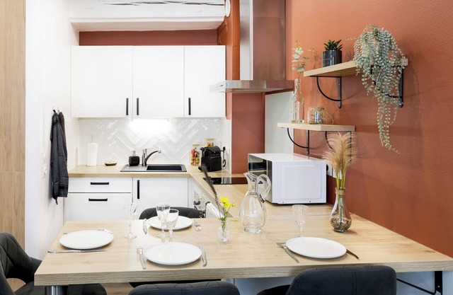 Le Constantin Ecrin Chaleureux & Confortable