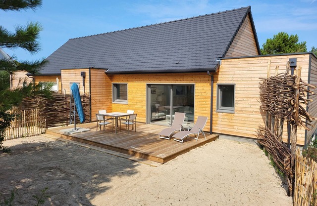 Le Levant, cocoon house in a private estate 150 m from the beach