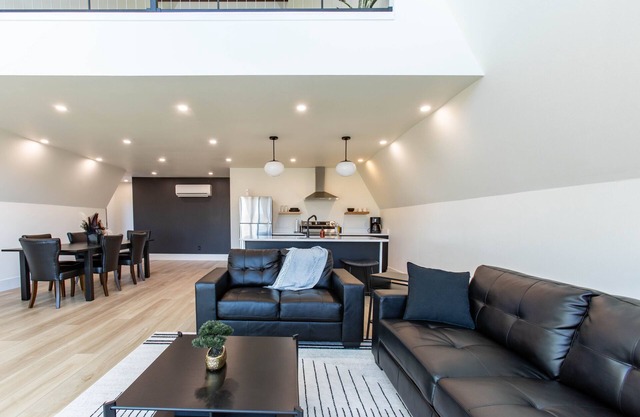 Le Noir at Aspen Acres