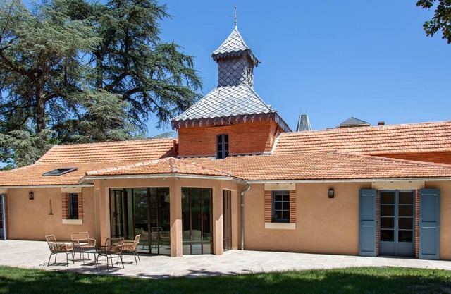 Le Pigeonnier, prestigious gite on the ground floor