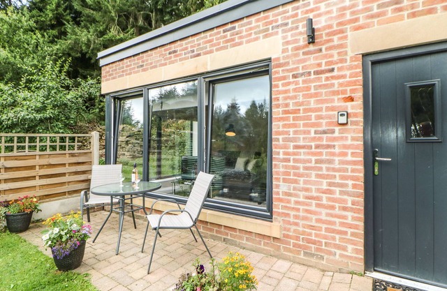 LEADMILL PIGGERY, pet friendly, with a garden in Barnard Castle