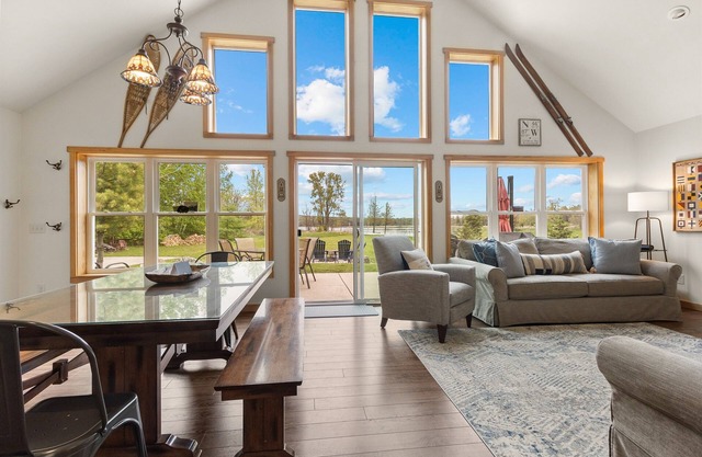 Leafy Bayside Bliss: Fall in Door County