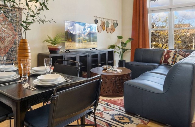 Lee Martinez Loft – Near Poudre Trail and Old Town
