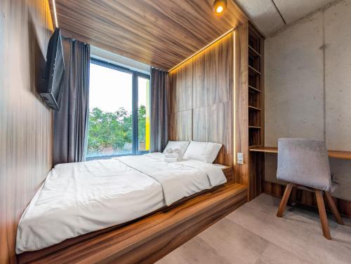 Legnicka Homely Studio by BookingHost