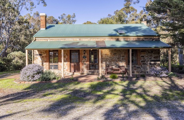 Lemke Cottage, Moculta. In the beautiful Barossa Valley of South Australia