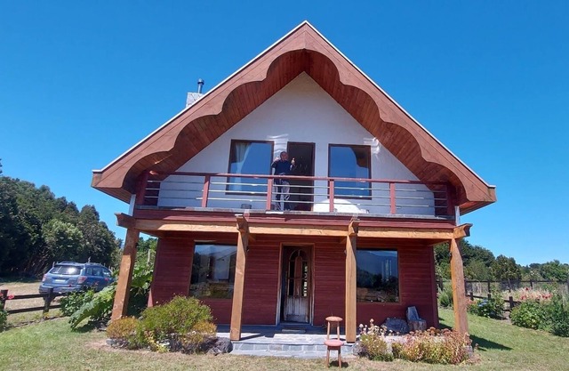 Leoni´s Country House in Front of the Volcanoes