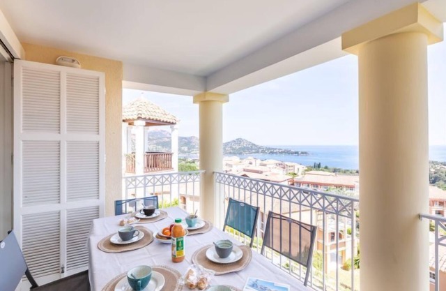 Les Bastides (O4 259) by Interhome