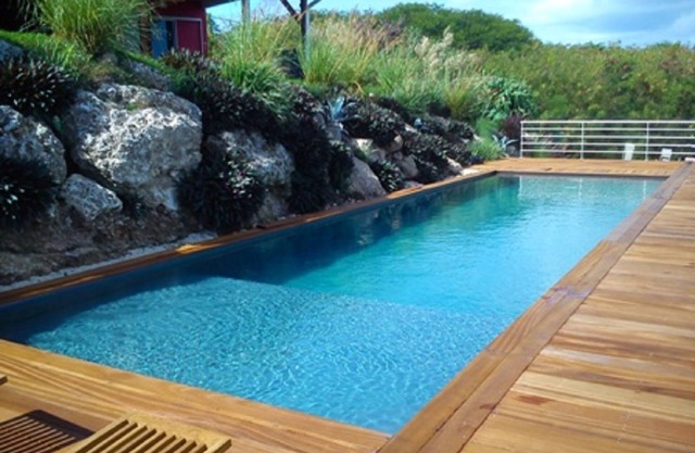 LES GITES DE L'ANSE 2p St François, Swimming pool, Near the beach