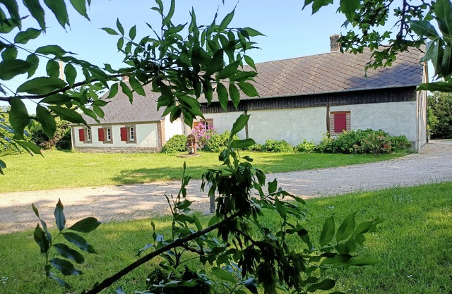 "Les Hortensias" in Beaufai for 12 people. Pets welcome