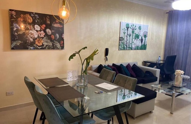 Lesnah Apartamento, Jacobo Majluta