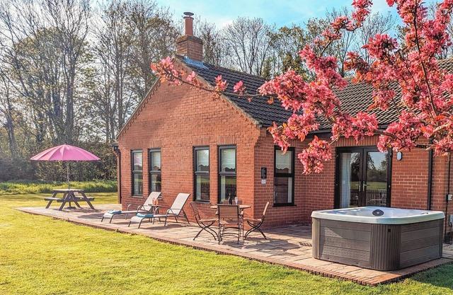 Lie back and count the stars whilst lazing in the hot tub.