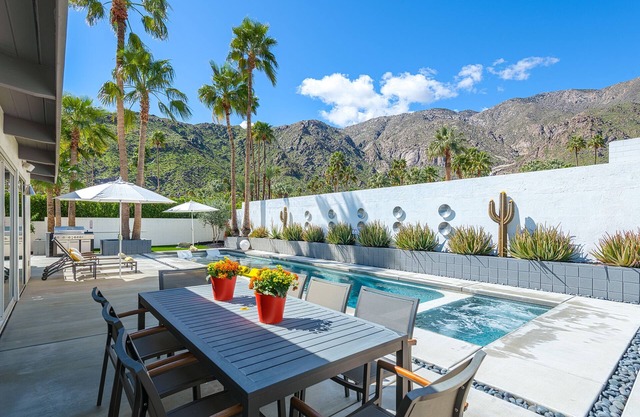 Life of Leisure! Midcentury Alexander! 4 Bed! Pool! Spa! Fire pits! Mntn Views!