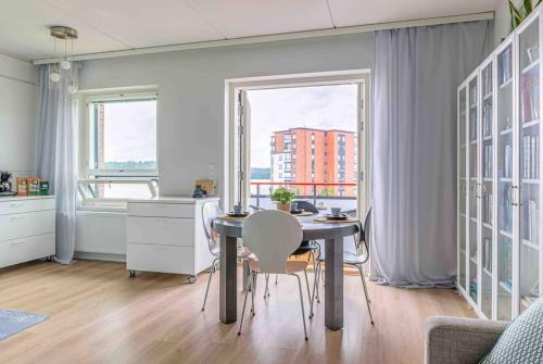 Light modern Pallo apartment by the lake Saimaa