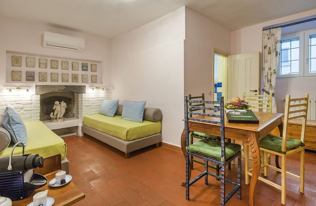 Lily apartment between Ponte Vecchio, Uffizi Gallery and Palazzo Vecchio