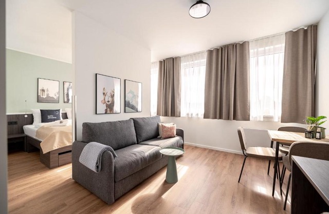 Limehome Bremerhaven Kantstraße