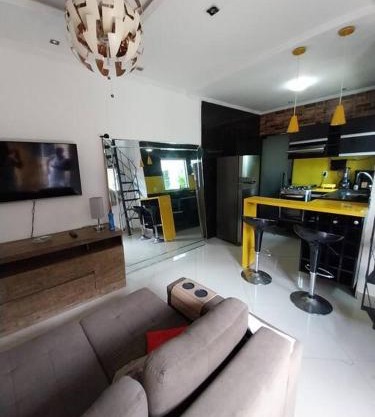 Linda casa 10 min aeroporto home office